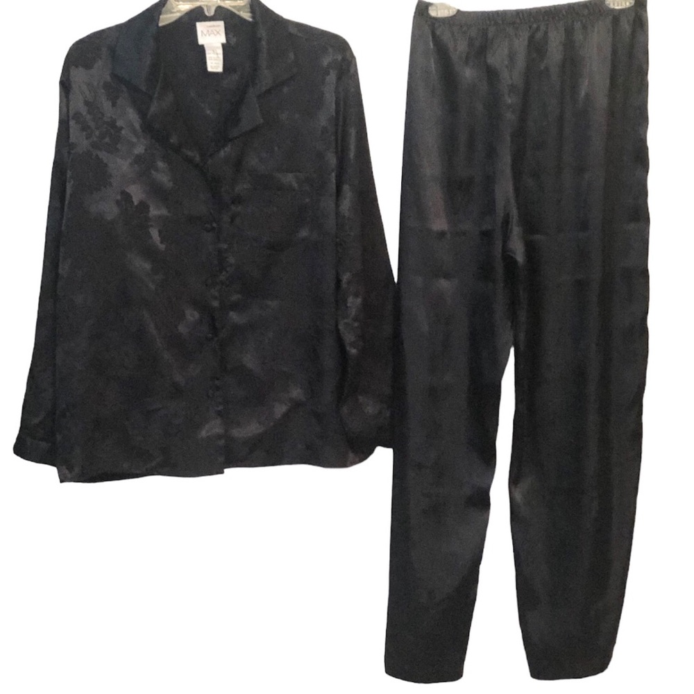 Madison & Max Intimate Black Silky Soft Longsleeved Two Piece Pajama Loungewear
